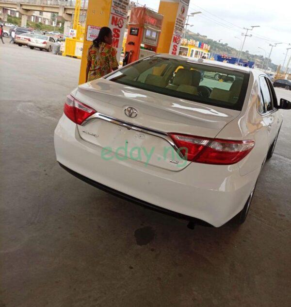 2015 Toyota Camry LE (Tokunbo) - Image 5