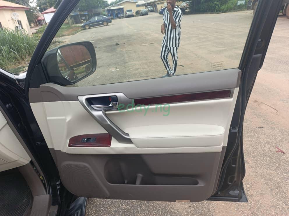 2018 Lexus GX460 (upgraded to 2018. Tokunbo) - Image 7