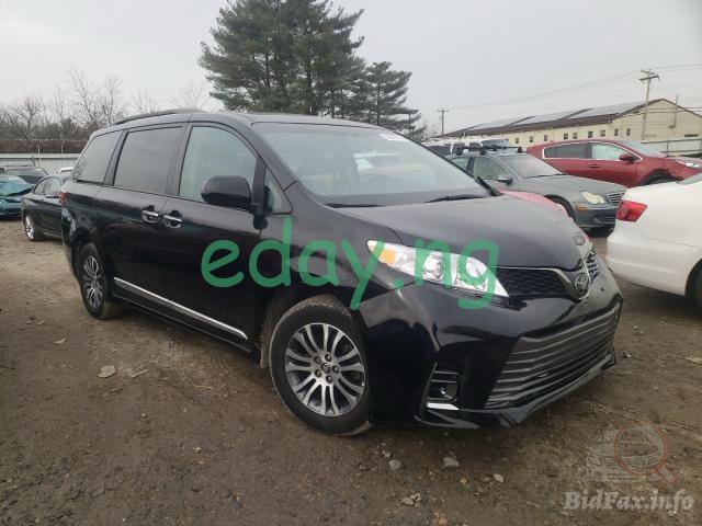 2020 Toyota Sienna XLE (Tokunbo)- Car already in Abuja - Image 2