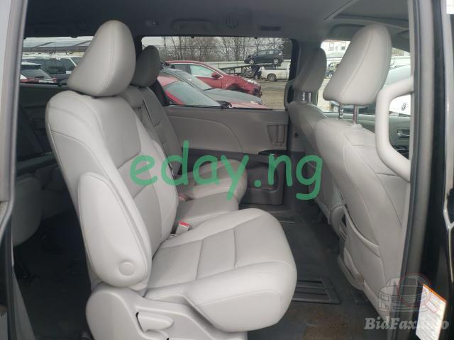 2020 Toyota Sienna XLE (Tokunbo)- Car already in Abuja - Image 5