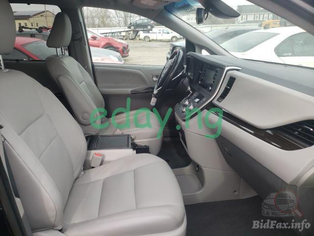 2020 Toyota Sienna XLE (Tokunbo)- Car already in Abuja - Image 6