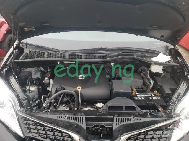 2020 Toyota Sienna XLE (Tokunbo)- Car already in Abuja - Image 7