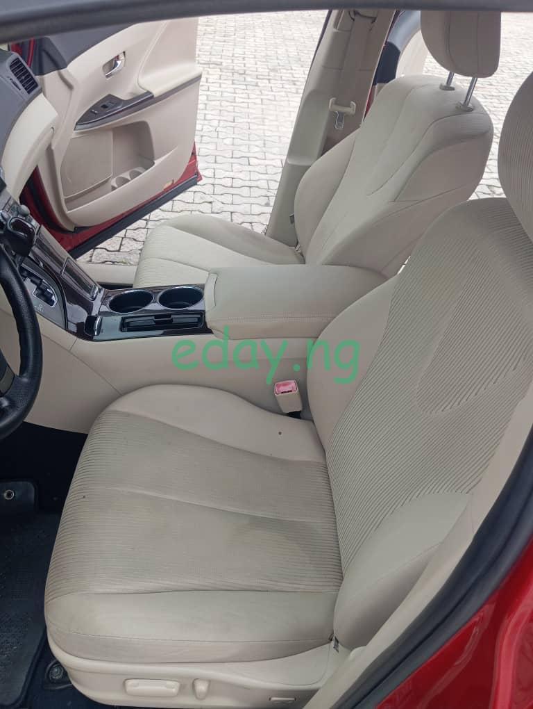 2009 venza (Tokunbo) - Car Already in Lagos - Image 5