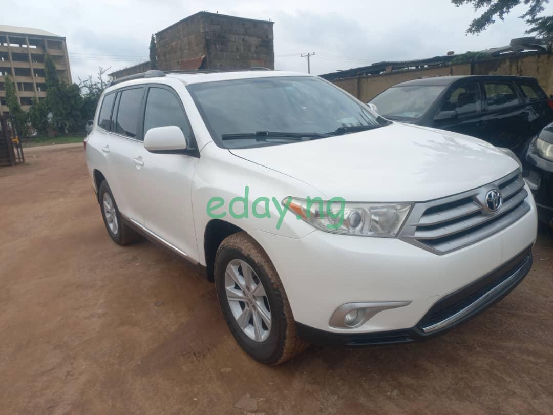 2013 Toyota Highlander (Tokunbo) - Car Already in Abuja-SOLD
