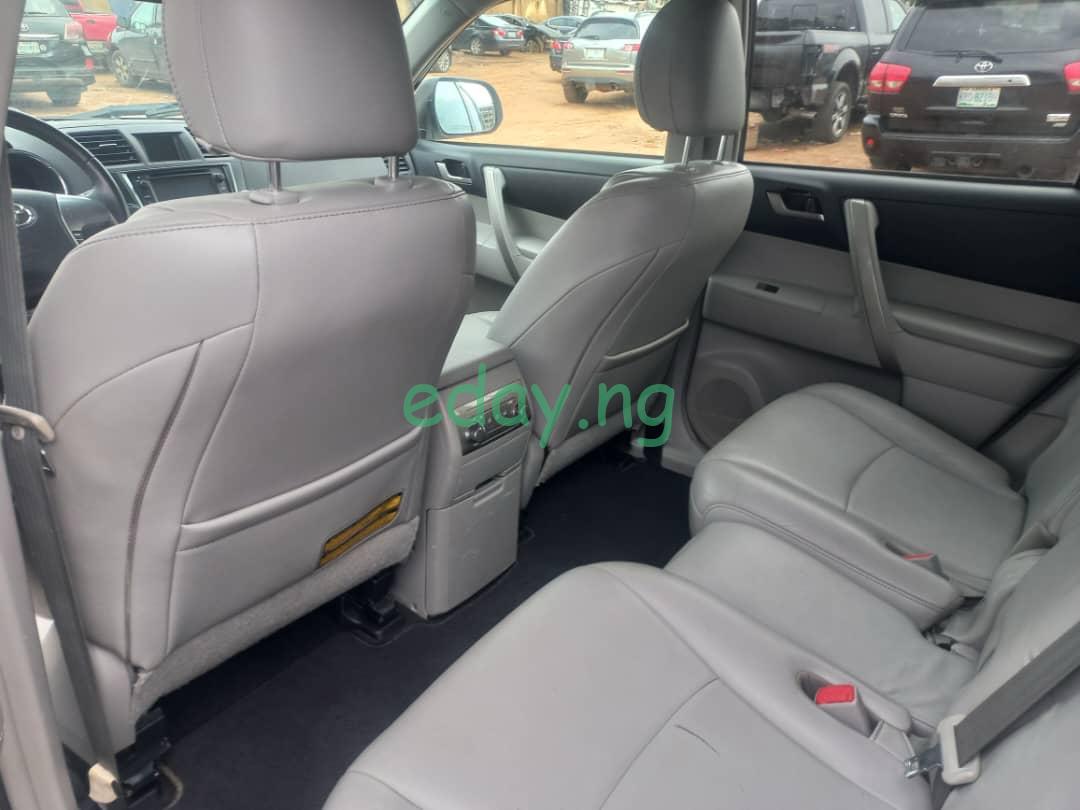 2013 Toyota Highlander (Tokunbo) - Car Already in Abuja-SOLD - Image 9