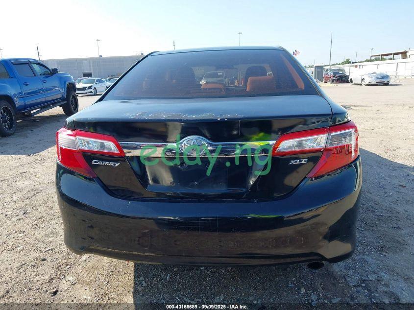 2012 Toyota Camry XLE (Foreign used) - Car in Lagos - Image 4