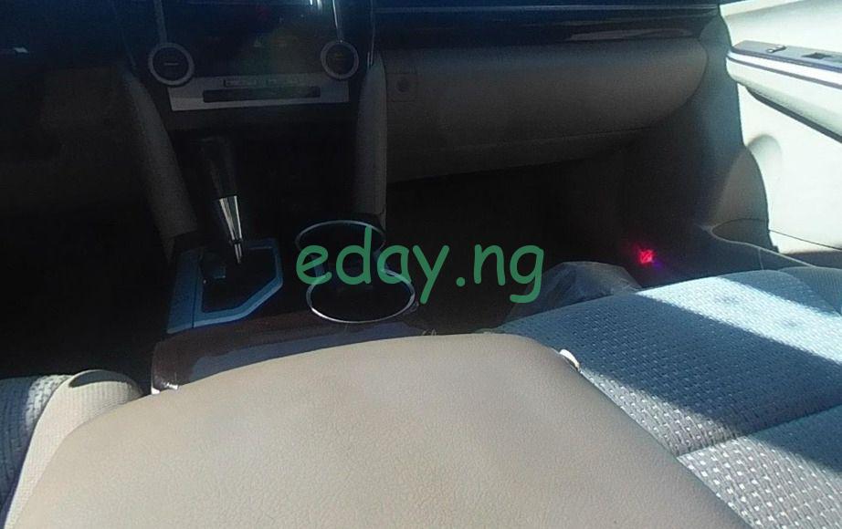 2012 Toyota Camry XLE (Foreign used) - Car in Lagos - Image 10