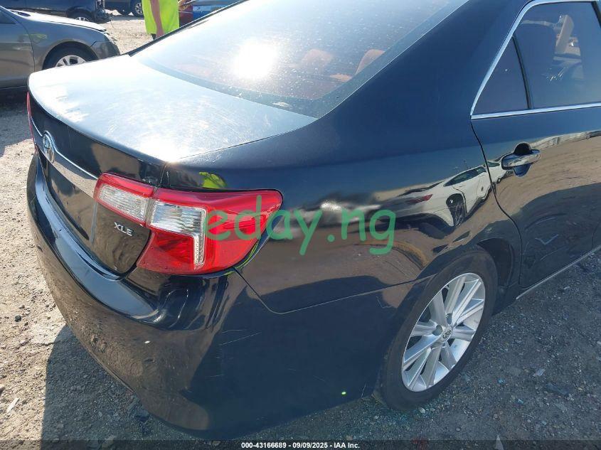 2012 Toyota Camry XLE (Foreign used) - Car in Lagos - Image 2