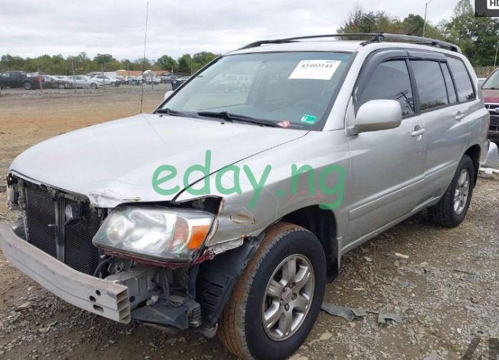 2005 Toyota Highlander-Foreign used - Image 5