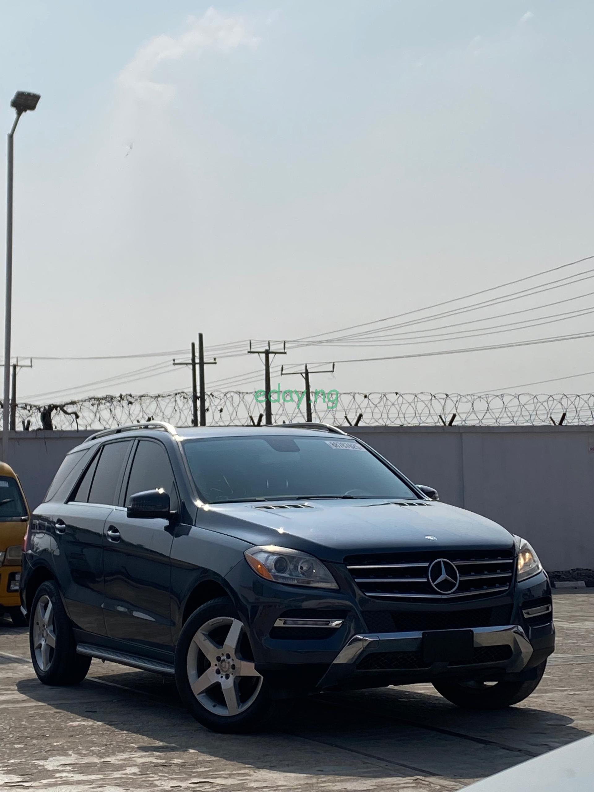 2012 Mercedes Benz ML350 4matic (Foreign used)-already in Lagos - Image 5