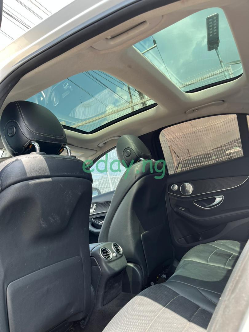 2016 Mercedes Benz C300 (Foreign used)-in Lagos - Image 13