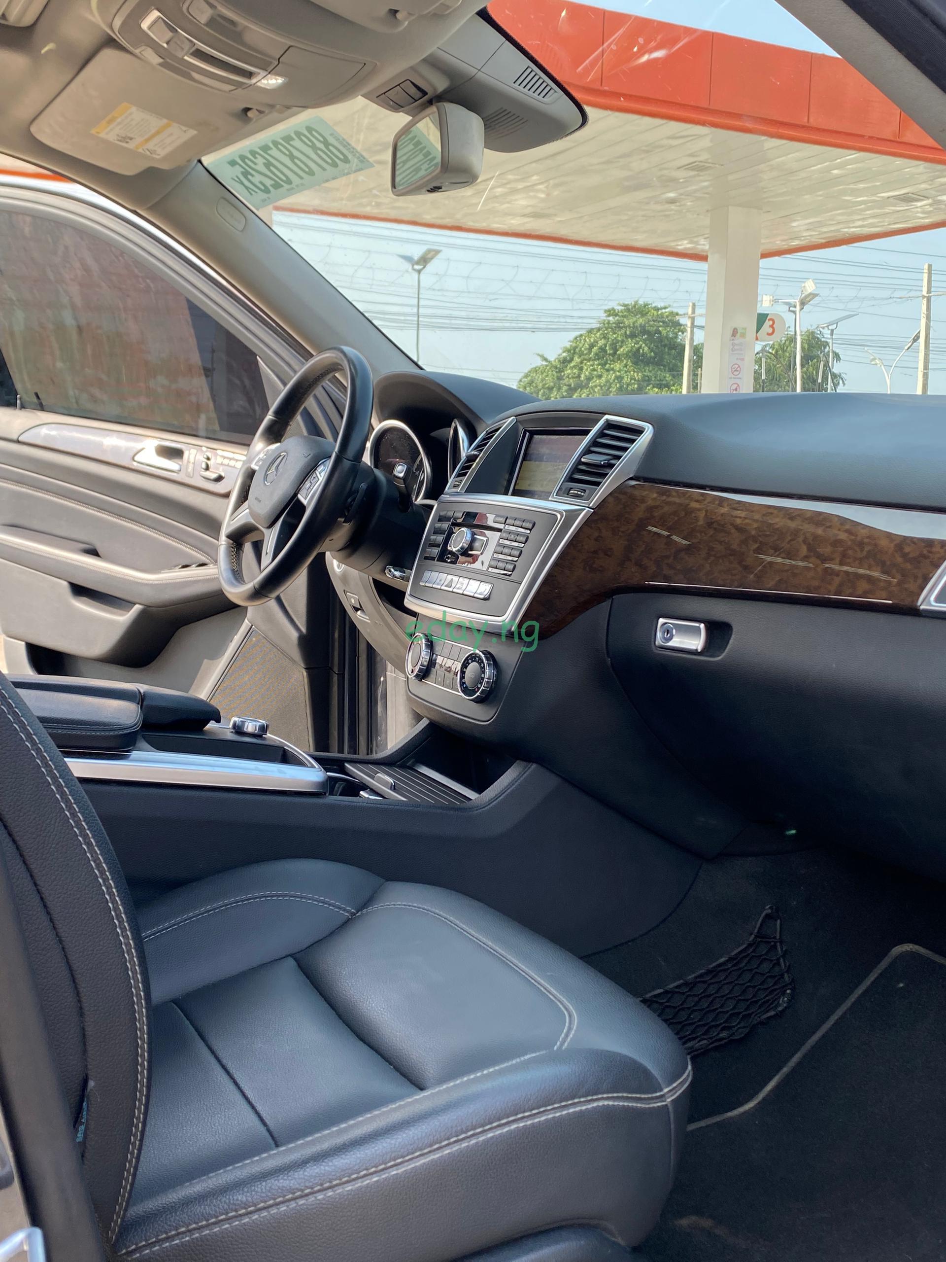 2012 Mercedes Benz ML350 4matic (Foreign used)-already in Lagos - Image 3