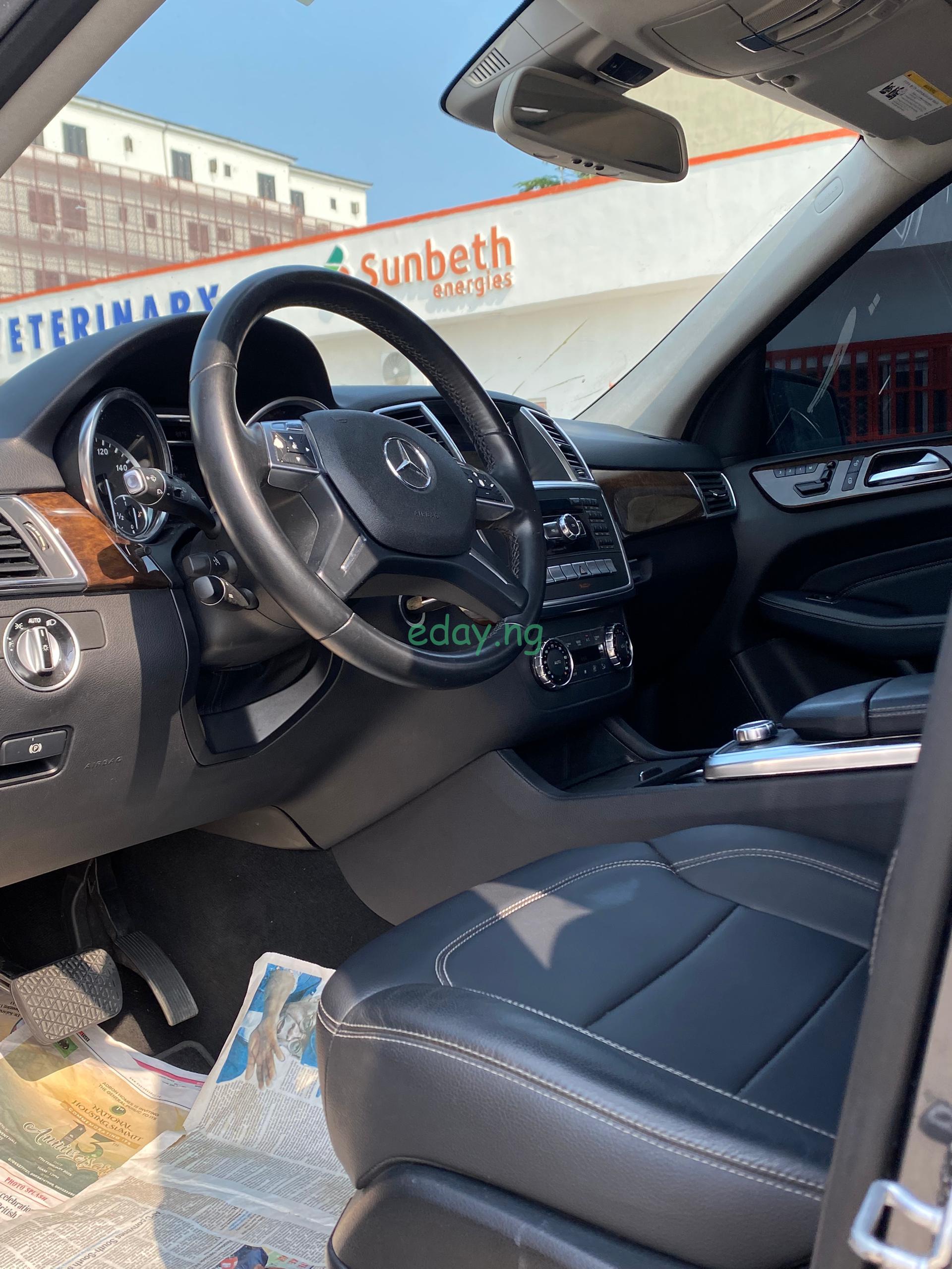 2012 Mercedes Benz ML350 4matic (Foreign used)-already in Lagos - Image 8