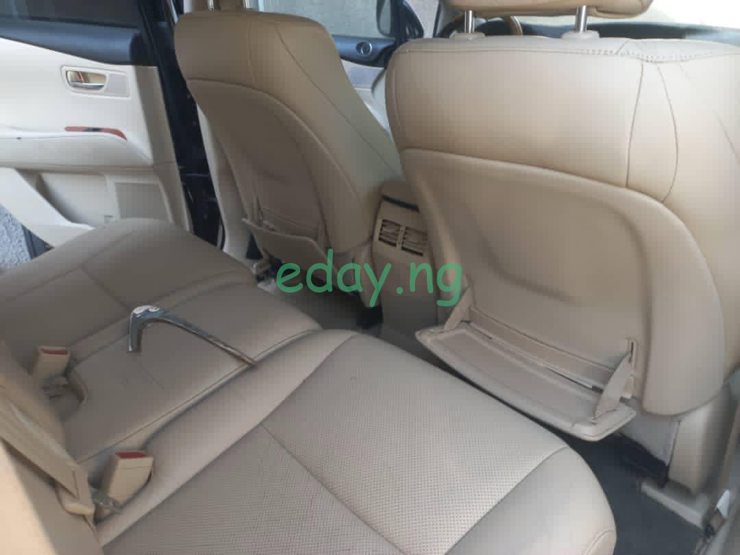 2010 Lexus Rx350 (Foreign used) - Already in Abuja - Image 4