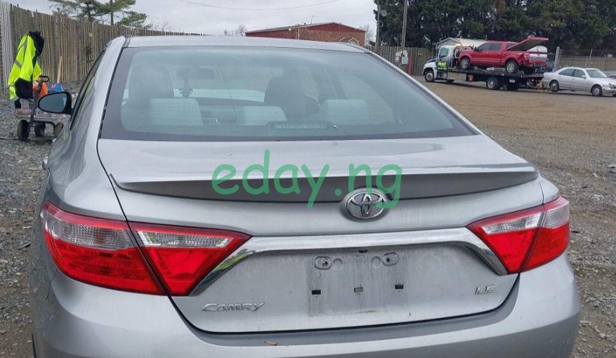 2015 Toyota camr (Foreign used)- Car in transit to Lagos port-SOLD - Image 9