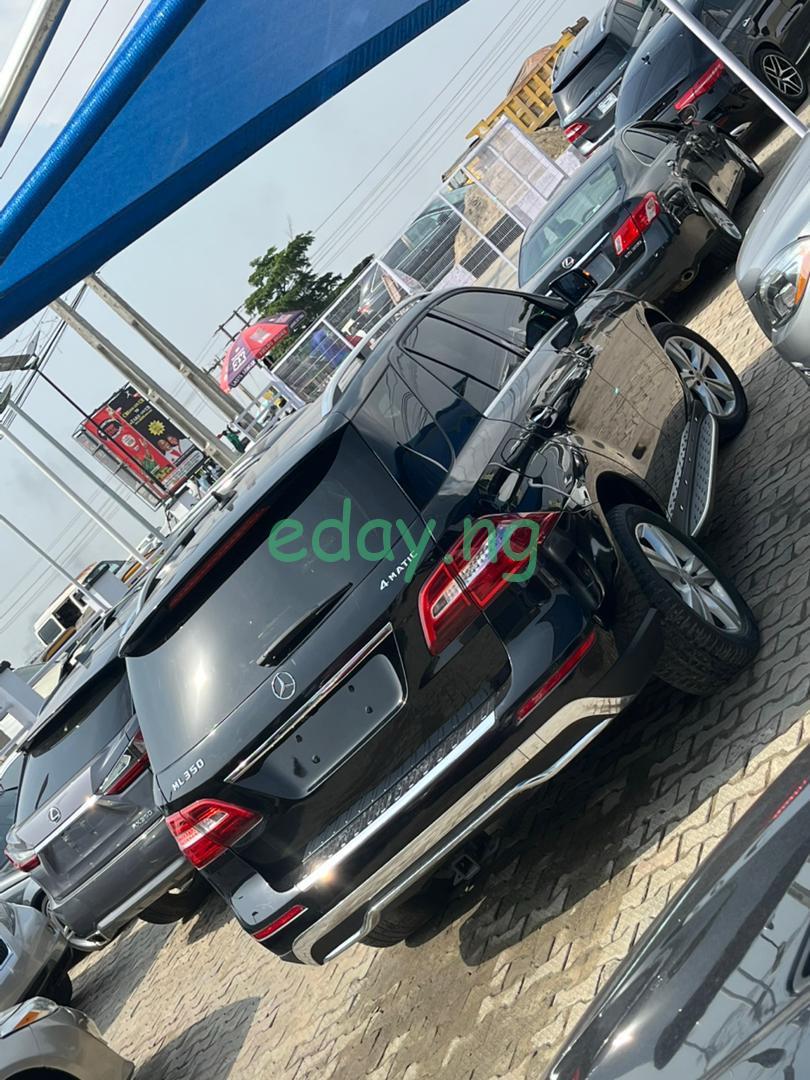 2015 Mercedes Benz ML350 (Foreign used) -Car in Lagos - Image 3