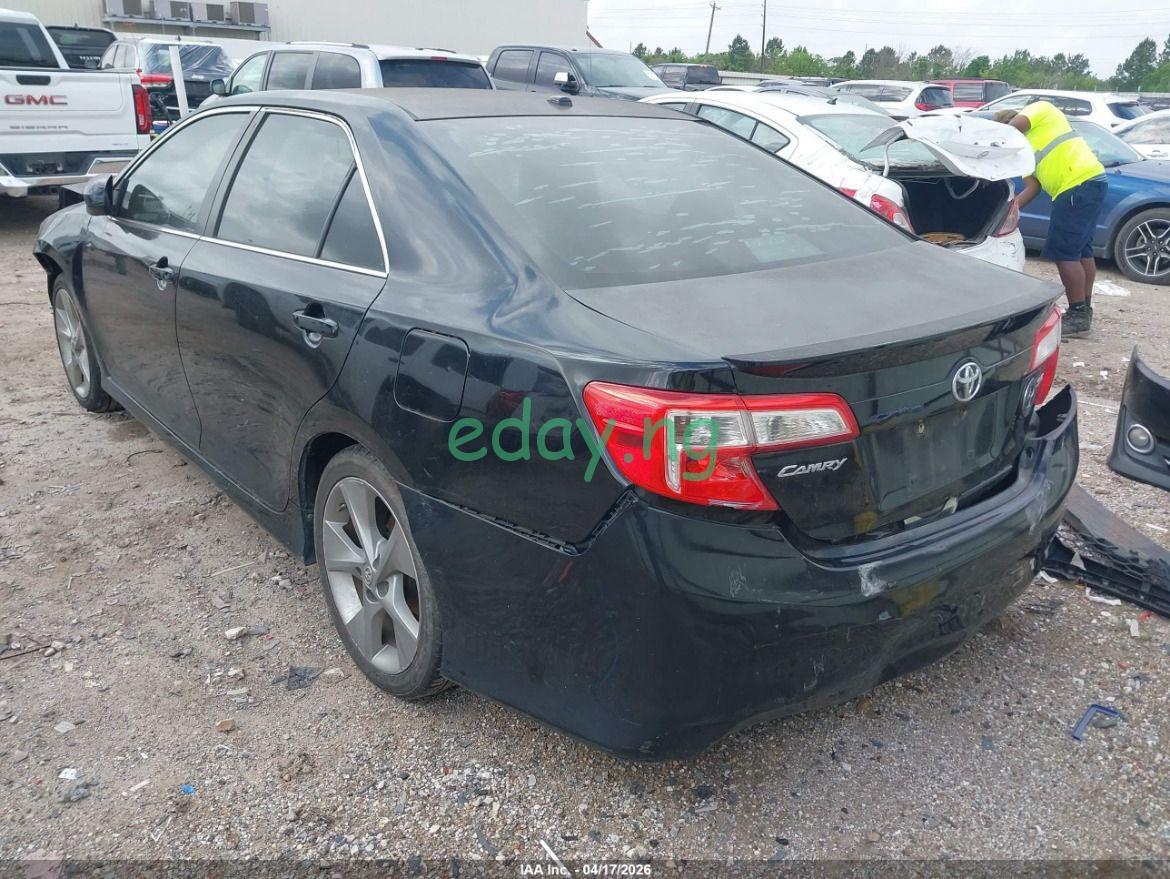 2013 Toyota Camry Tokumbo SOLD